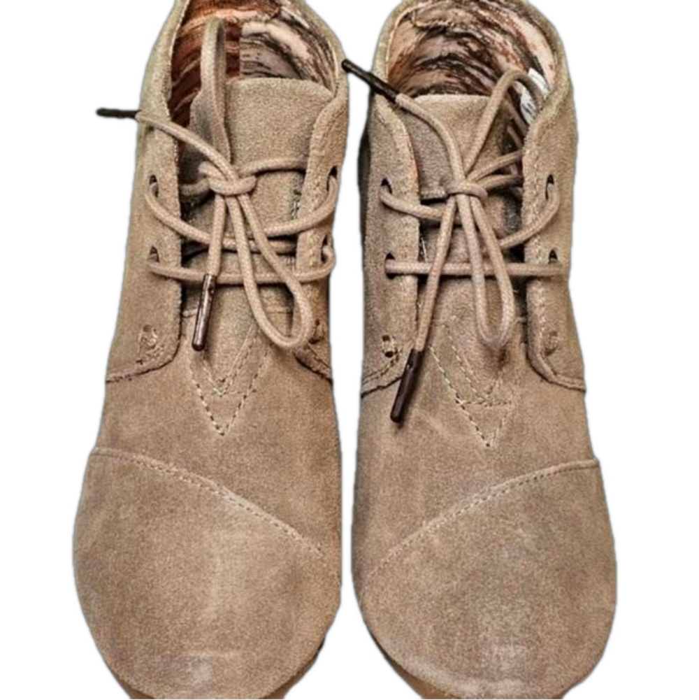 Toms Tan Suede Ankle Wedge Lace Up Boots Women's Size 7.5